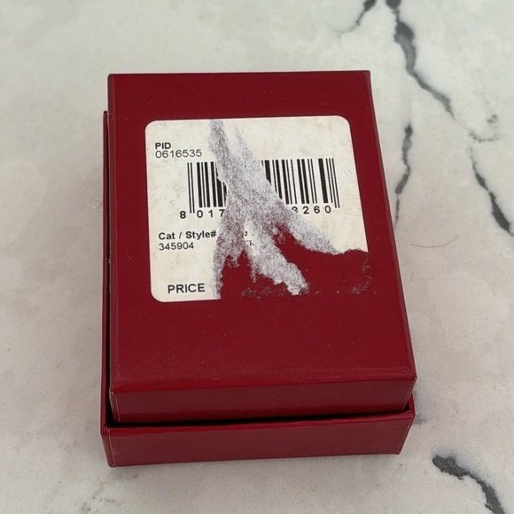 Salvatore Ferragamo Light Pink Leather Bracelet with Silver Hardware - Picture 5 of 6